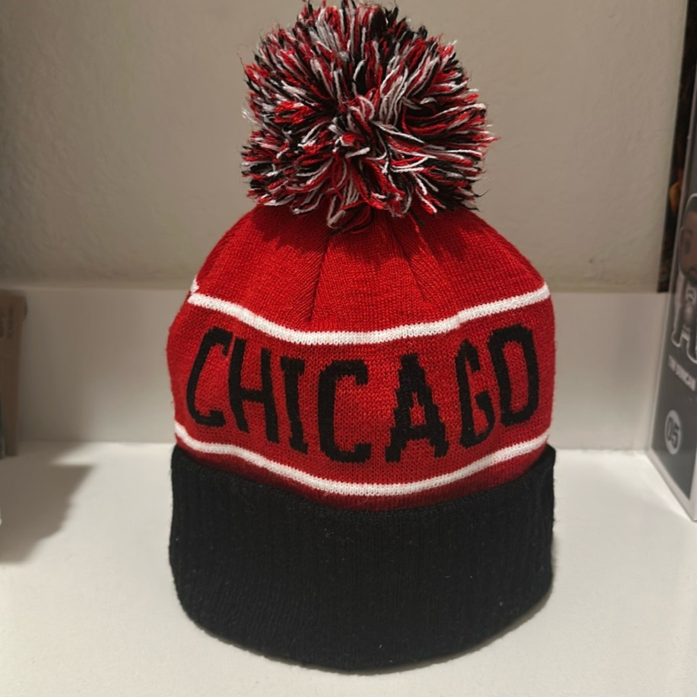 Men’s Chicago Beanie Hat With Pom One Size Red Black White
